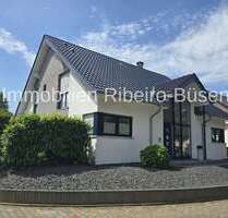 Haus zum Kaufen in Mönchengladbach 1.200.000,00 € 212.72 m²