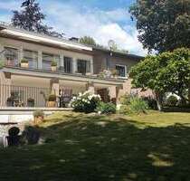 Haus zum Kaufen in Homberg 450.000,00 € 240 m²