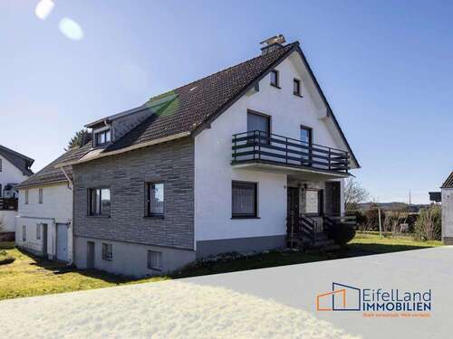 Foto - Haus zum Kaufen in Hellenthal 179.000,00 € 133 m²