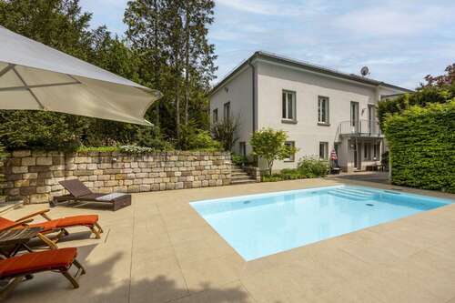 Foto - Haus zum Kaufen in Stuttgart 4.500.000,00 € 482 m²