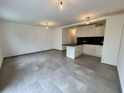 Foto - Haus zum Mieten in Pfaffenhofen 1.990,00 € 156 m²