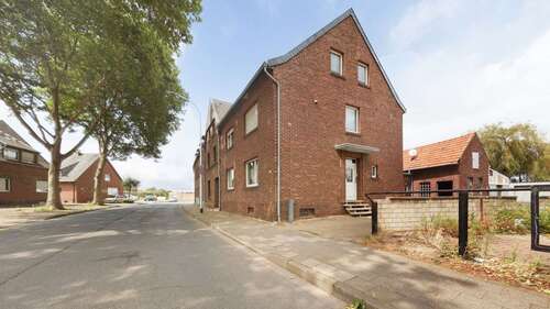 Foto - Haus zum Kaufen in Heinsberg 235.000,00 € 105 m²