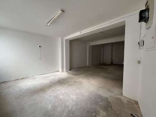 Foto - Halle in Wiesbaden 980,00 € 113.8 m²