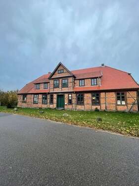 Foto - Haus zum Kaufen in Vielist 275.000,00 € 405 m²