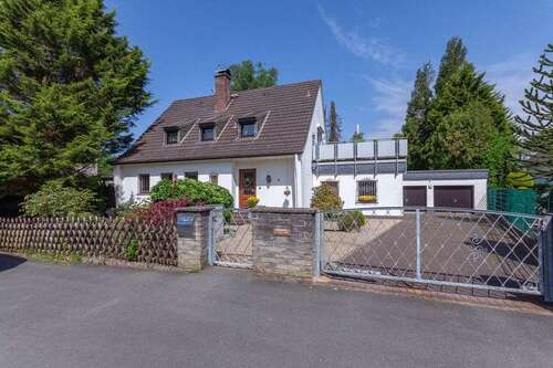 Foto - Haus zum Kaufen in Solingen 990.000,00 € 215 m²