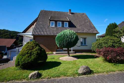 Foto - Haus zum Kaufen in Arnsberg Oeventrop (Sauerland) 359.000,00 € 233 m²
