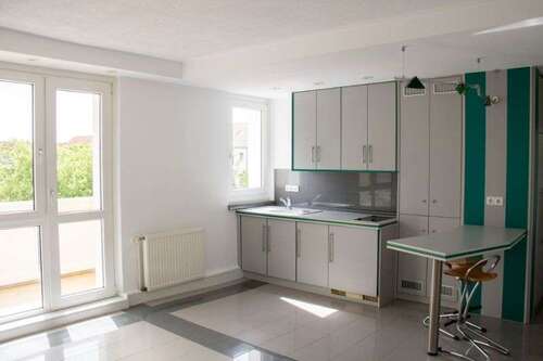 Foto - Wohnung zum Mieten in Halle (Saale) 348,00 € 49.59 m²