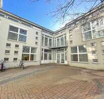 Büro in Berlin 2.400,00 € 281 m²