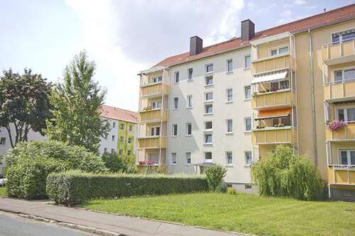 Foto - Wohnung zum Mieten in Halle (Saale) 348,00 € 49.59 m²