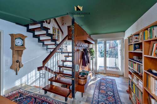 Foto - Haus zum Kaufen in Bad Urach 395.000,00 € 182.38 m²