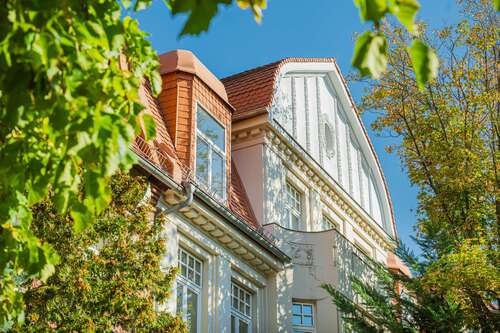 Foto - Haus zum Kaufen in Halle 1.590.000,00 € 1000 m²