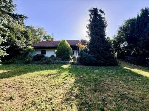 Foto - Grundstück zu verkaufen in Berg 2.180.000,00 € 1100 m²