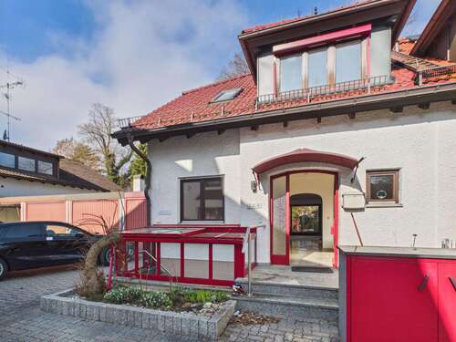 Foto - Haus zum Kaufen in Gröbenzell 1.050.000,00 € 135 m²