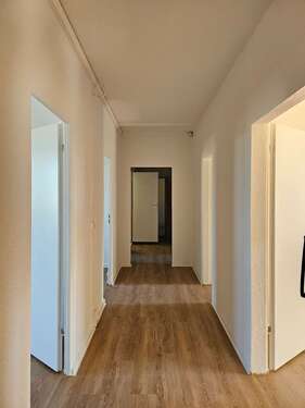 Foto - Wohnung zum Mieten in Zwickau 535,00 € 89.18 m²