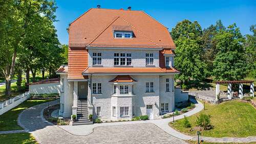 Foto - Haus zum Kaufen in FürstenbergHavel 1.950.000,00 € 542 m²