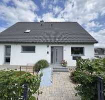 Haus zum Kaufen in Laboe 650.000,00 € 214 m²