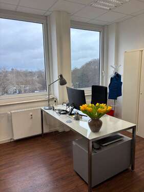 Foto - Büro in Köln 880,00 € 30 m² - 880,00&nbsp;EUR Kaltmiete, ca.&nbsp; 30,00&nbsp;m&sup2;