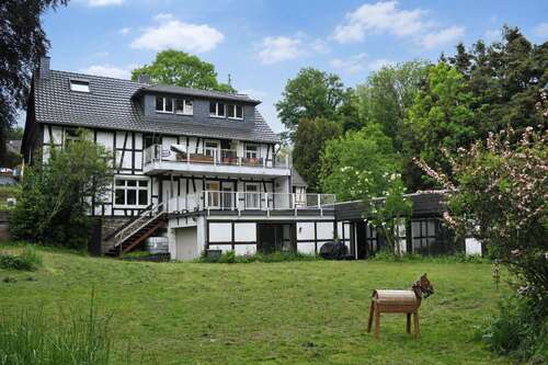 Foto - Haus zum Kaufen in Windeck 695.000,00 € 240 m²