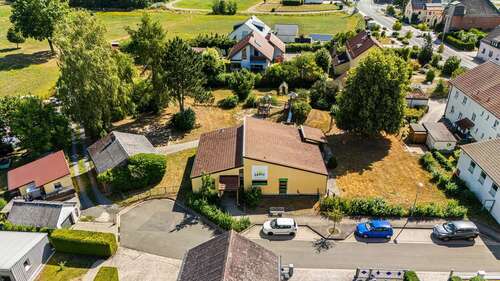 Foto - Haus zum Kaufen in Schnabelwaid 197.000,00 € 160 m²