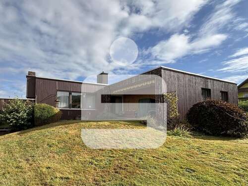 Foto - Haus zum Kaufen in Oberviechtach 315.000,00 € 150 m²