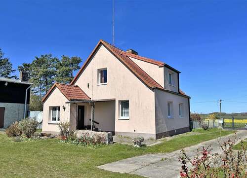 Foto - Haus zum Kaufen in Mellenthin 240.000,00 € 99 m²