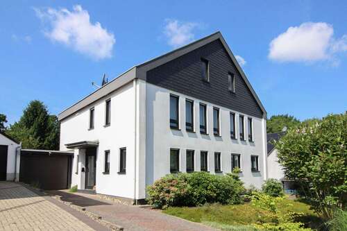 Foto - Haus zum Kaufen in Haan 739.000,00 € 303.08 m²