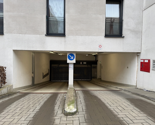 Garage zu vermieten in Frankfurt am Main 83,30 €