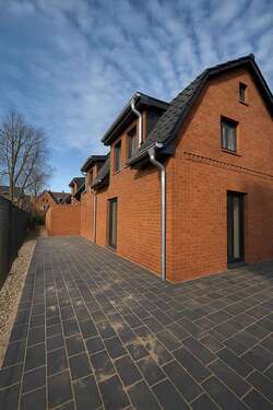 Foto - Haus zum Mieten in Norderstedt 2.500,00 € 129 m²