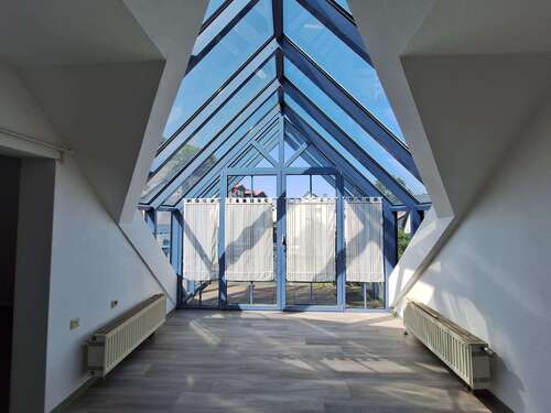 Foto - Wohnung zum Mieten in Merenberg 825,00 € 110 m²