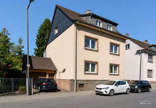 Foto - Haus zum Kaufen in Siegburg 429.000,00 € 215 m²