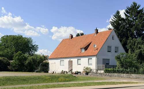 Foto - Haus zum Kaufen in Buchdorf 279.000,00 € 140 m²