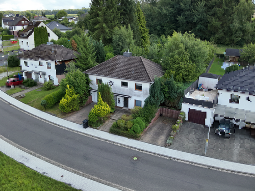 Foto - Haus zum Kaufen in Hanroth 199.000,00 € 105 m²
