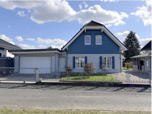Foto - Haus zum Kaufen in Merenberg 450.000,00 € 161 m²