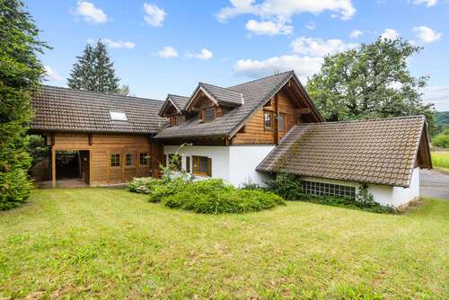 Foto - Haus zum Kaufen in Schlüchtern 325.000,00 € 247 m²