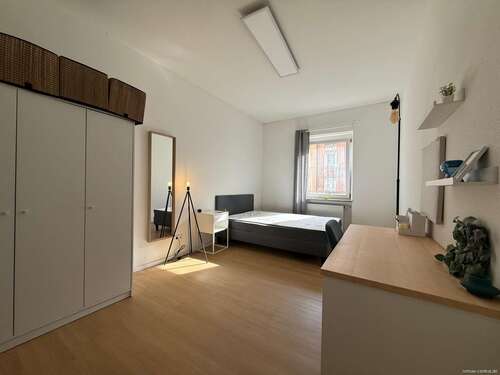 Foto - Wohnung zum Mieten in München 815,00 € 14.57 m²