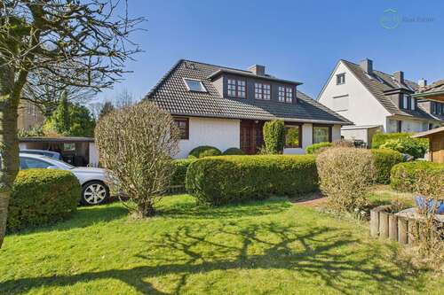 Foto - Haus zum Kaufen in Hamburg Rahlstedt 795.000,00 € 198 m²