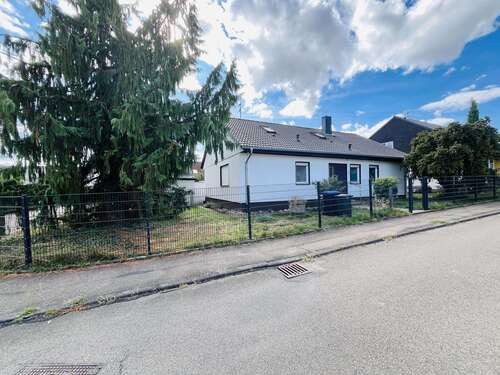Foto - Haus zum Kaufen in Gäufelden 455.000,00 € 156 m²
