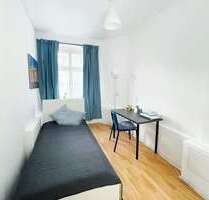 WG-Zimmer in Berlin 680,00 € 11 m²