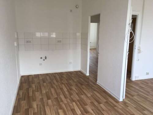 Foto - Wohnung zum Mieten in Halle 390,00 € 57.17 m²