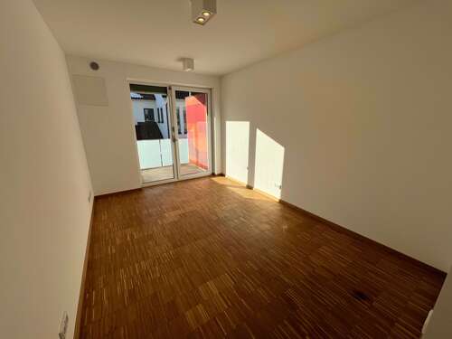 Foto - Wohnung zum Mieten in Straubing 259,20 € 13.85 m²