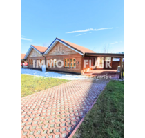 Haus zum Mieten in Wunsiedel 820,00 € 81.16 m²