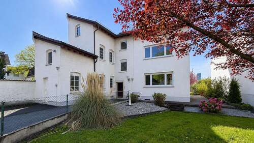 Foto - Haus zum Kaufen in Frankfurt am Main 890.000,00 € 226 m²