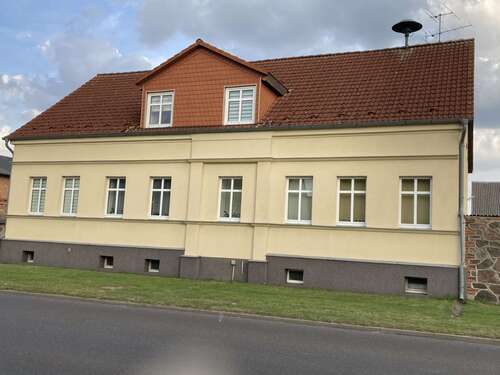 Foto - Haus zum Kaufen in Heckelberg-Brunow 448.000,00 € 270 m²