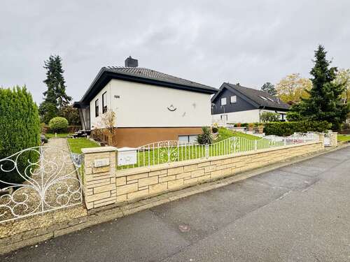 Foto - Haus zum Mieten in Wiesbaden 2.500,00 € 166 m²