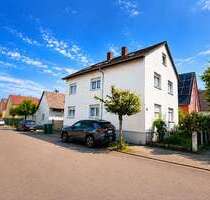 Haus zum Kaufen in Linkenheim-Hochstetten 600.000,00 € 250 m²
