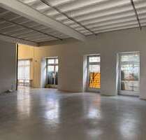 Büro in Berlin 8.636,00 € 395 m²