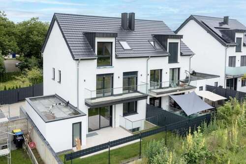 Foto - Haus zum Mieten in Meerbusch 3.500,00 € 212 m²