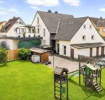 Haus zum Kaufen in Lage 297.000,00 € 195.1 m²