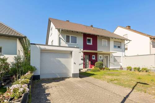 Foto - Haus zum Kaufen in Eggenstein-Leopoldshafen 539.000,00 € 154 m²