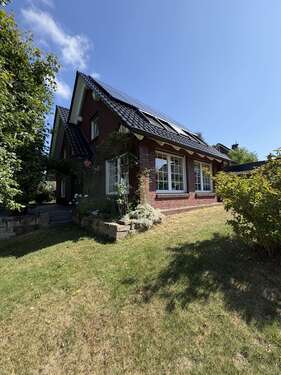 Foto - Haus zum Kaufen in Dransfeld 500.000,00 € 158 m²